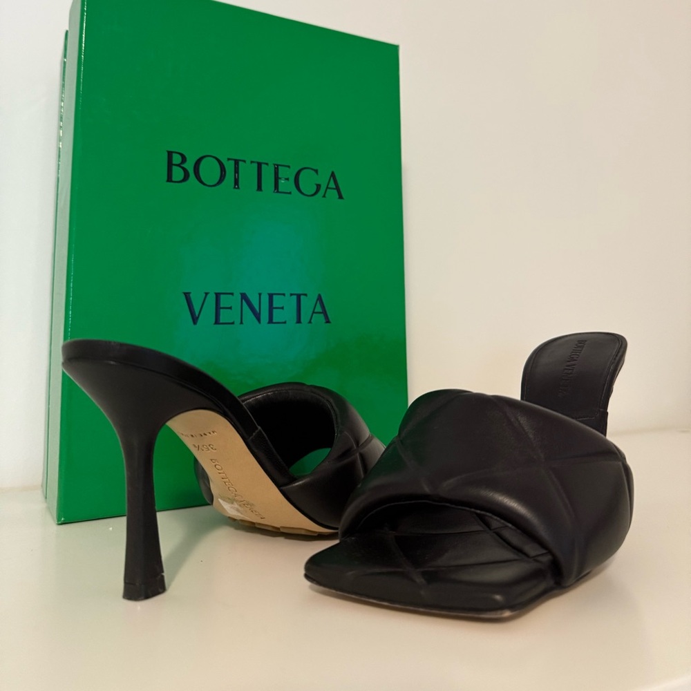 Bottega Veneta Black Heels - Picture 2 of 4